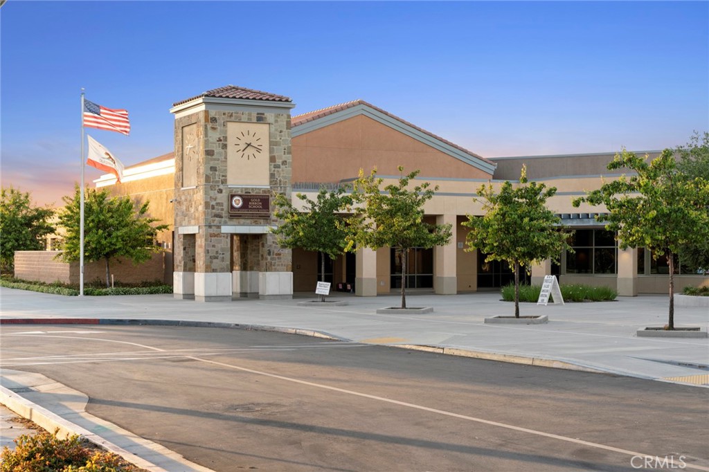 MLS #OC25270244 image #32