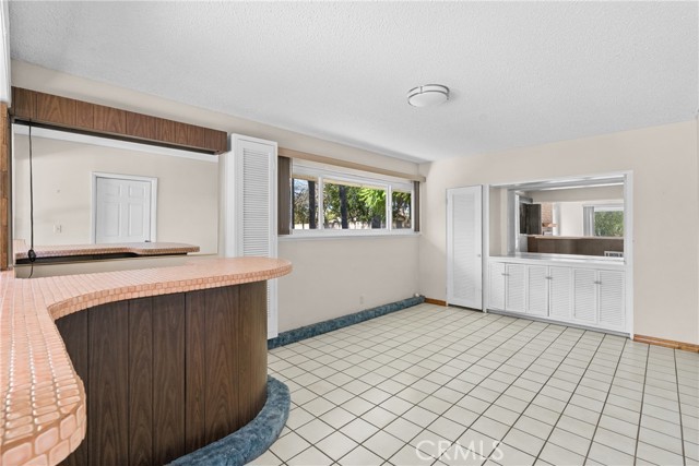 Detail Gallery Image 17 of 46 For 1012 Diamond Dr, Santa Maria,  CA 93455 - 4 Beds | 3 Baths