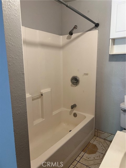 10712 S Hoover Street, Los Angeles CA: https://media.crmls.org/medias/bdfe06e9-e9b0-48f7-9262-68b63923d071.jpg
