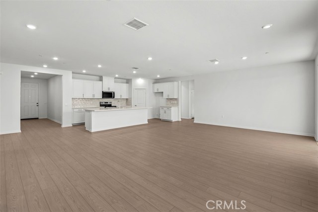 11707 Lasselle Street, Moreno Valley CA: https://media.crmls.org/medias/bdfe7513-c262-45b8-975c-c896258c7478.jpg