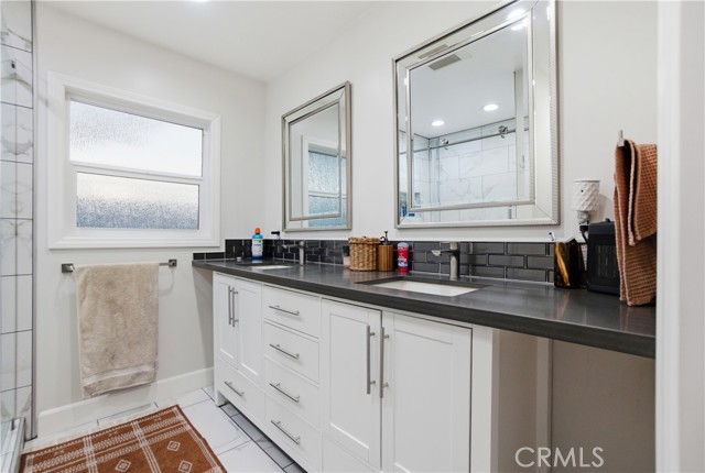 Detail Gallery Image 26 of 32 For 11179 Pala, Jurupa Valley,  CA 91752 - 5 Beds | 4 Baths