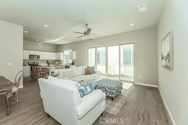 Image 5 of 60 For 6008 Sussex Way