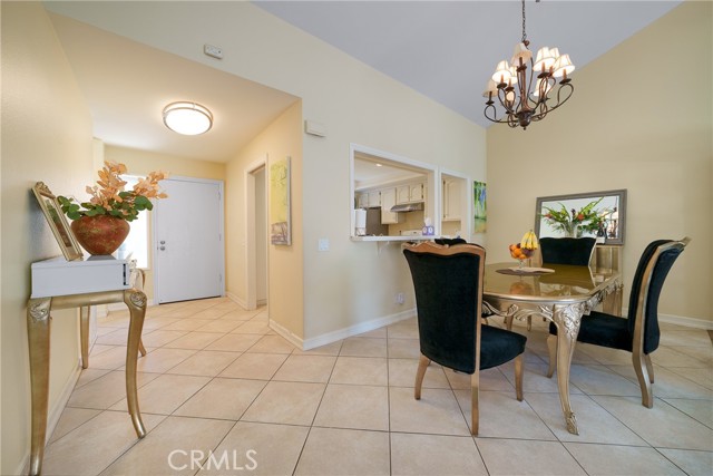 Detail Gallery Image 4 of 23 For 34 Lone #40,  Irvine,  CA 92604 - 2 Beds | 2 Baths