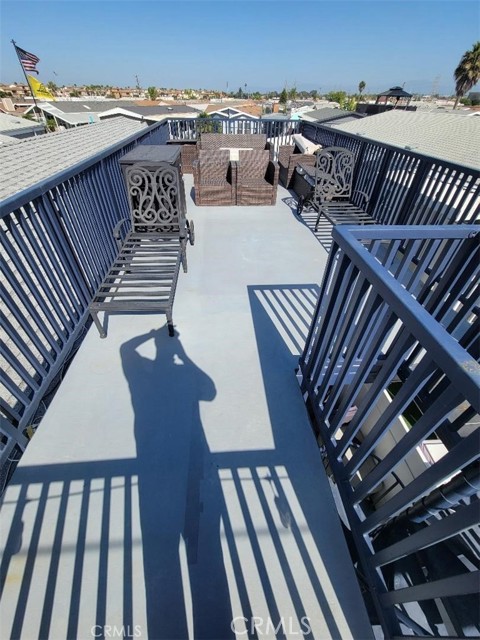Detail Gallery Image 31 of 36 For 21752 Pacific Coast Hwy. 20a,  Huntington Beach,  CA 92646 - 2 Beds | 2 Baths