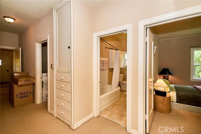 Detail Gallery Image 6 of 26 For 900 S Los Robles Ave, Pasadena,  CA 91106 - – Beds | – Baths