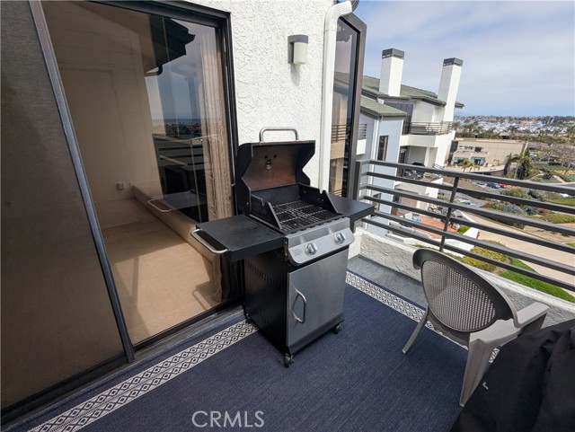 Detail Gallery Image 29 of 55 For 270 Cagney Ln #308,  Newport Beach,  CA 92663 - 2 Beds | 2 Baths