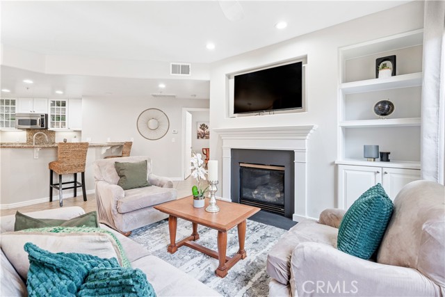 Image 11 of 40 For 45245 Seeley Drive 18c