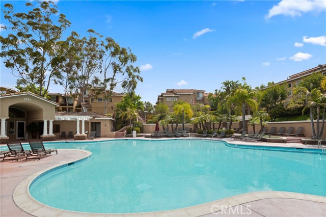Detail Gallery Image 27 of 28 For 7920 E Menton, Anaheim Hills,  CA 92808 - 1 Beds | 1/1 Baths