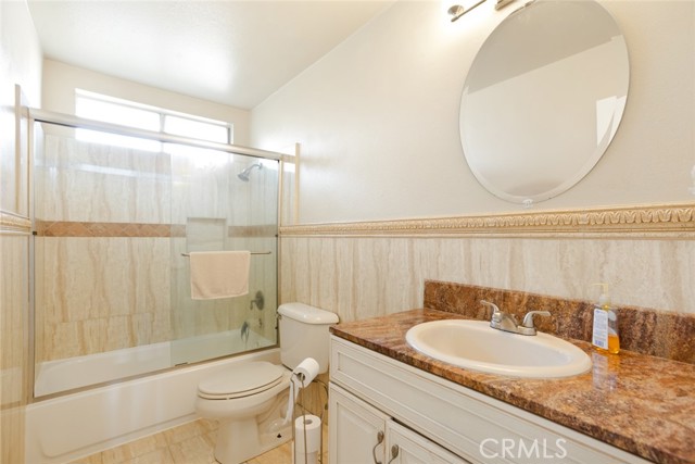 2424 Norte Vista Drive, Chino Hills CA: https://media.crmls.org/medias/be02fb11-02a2-4669-aed5-396c8d5b0c61.jpg
