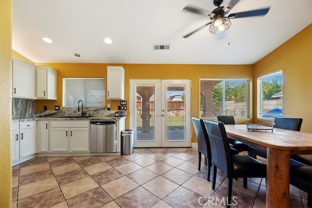 Detail Gallery Image 5 of 26 For 84108 Avenida Europa, Coachella,  CA 92236 - 4 Beds | 3 Baths