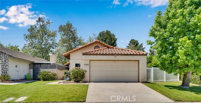 Detail Gallery Image 1 of 35 For 11462 Tioga Peak Ct, Rancho Cucamonga,  CA 91737 - 3 Beds | 2 Baths