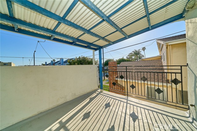 Detail Gallery Image 12 of 20 For 1639 218th #3,  Torrance,  CA 90501 - 2 Beds | 1 Baths