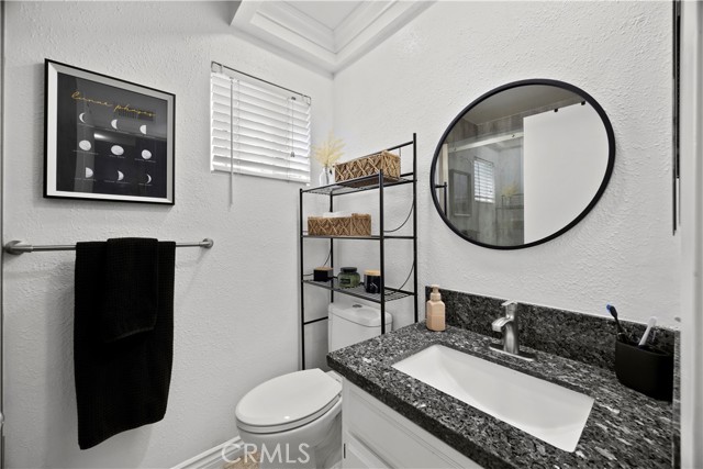 Detail Gallery Image 12 of 23 For 1992 Moonbeam Cir, Upland,  CA 91784 - 3 Beds | 2/1 Baths