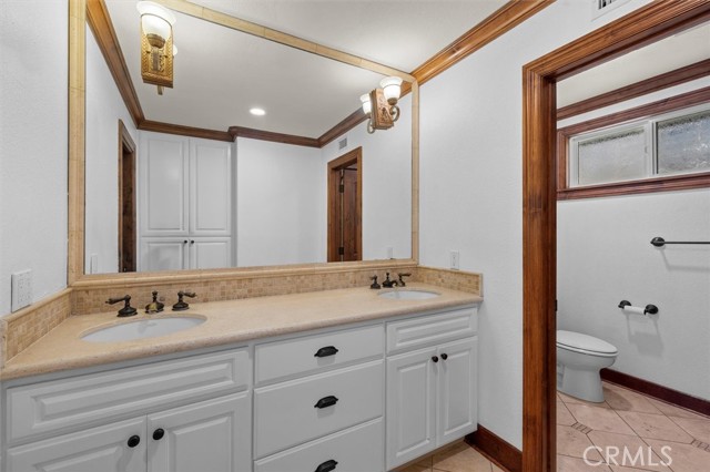 3208 Walnut Avenue, Manhattan Beach CA: https://media.crmls.org/medias/be05183b-ca84-4500-80a1-d98b993803e6.jpg