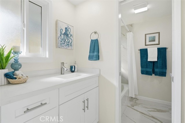 Detail Gallery Image 16 of 29 For 23005 Nadine Cir #B,  Torrance,  CA 90505 - 2 Beds | 1/1 Baths