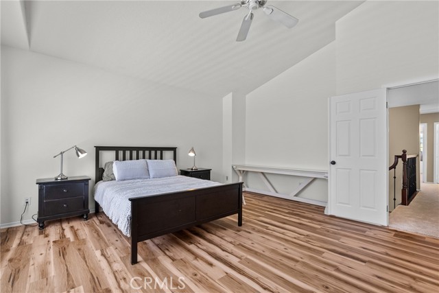 Detail Gallery Image 34 of 54 For 27360 Chesterfield Dr, Valencia,  CA 91354 - 4 Beds | 3 Baths