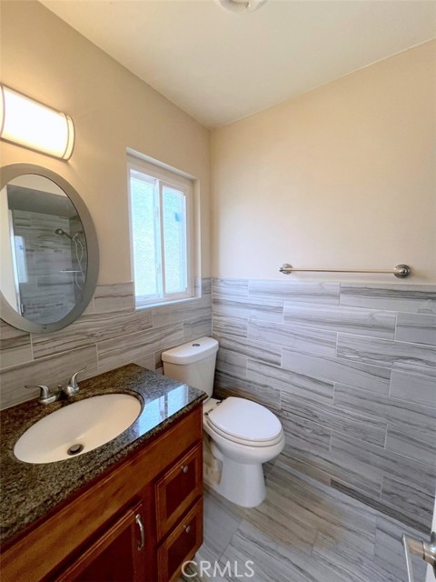 7811 Rhine Drive, Huntington Beach CA: https://media.crmls.org/medias/be068b04-ea00-4565-b24d-619adf3bbf21.jpg