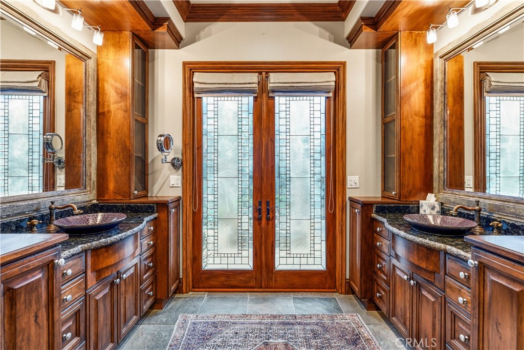 MLS #NP25278615 image #24