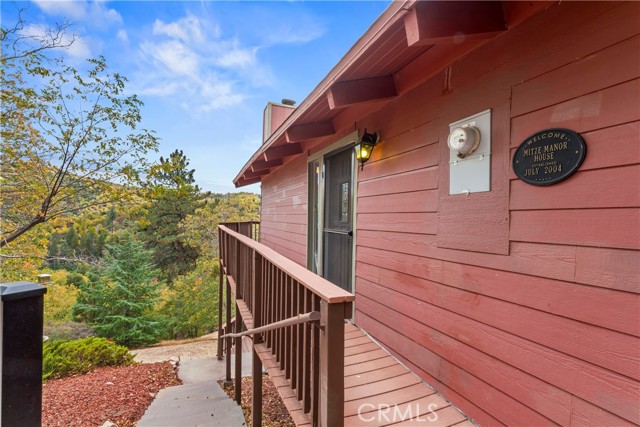 Image 5 of 51 For 705 Cypress Road