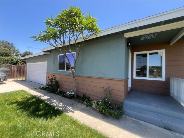 12055 Mount Vernon Avenue, Grand Terrace CA: https://media.crmls.org/medias/be076a34-2780-419e-811d-8c0ef5f3939e.jpg