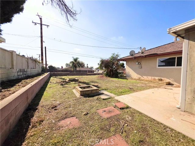 Detail Gallery Image 23 of 33 For 25845 Holly Vista, San Bernardino,  CA 92404 - 3 Beds | 2 Baths