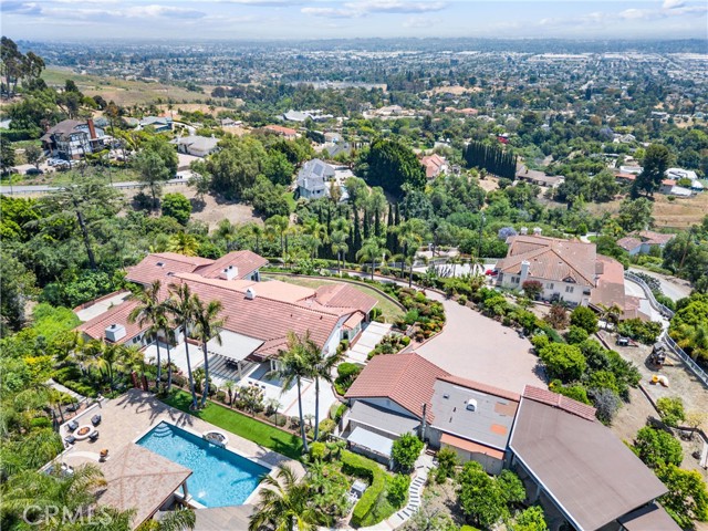 1929 Dorothea Road, La Habra Heights CA: https://media.crmls.org/medias/be0862e1-0af0-48fd-82b1-79910c087e81.jpg