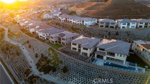20138 W marlow Lane, Porter Ranch CA: https://media.crmls.org/medias/be091fc1-fa8e-486e-9025-447e868c0d89.jpg