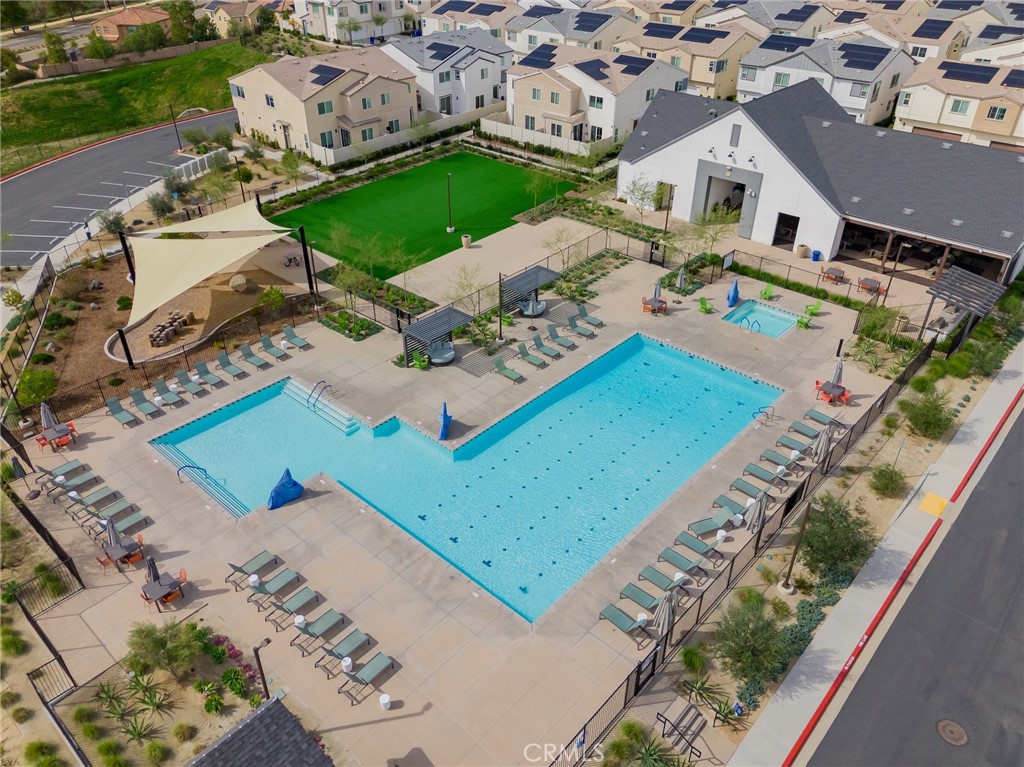 https://media.crmls.org/medias/be095c17-4a42-4df1-9c83-d6be39dac44b.jpg?preset=X-Large