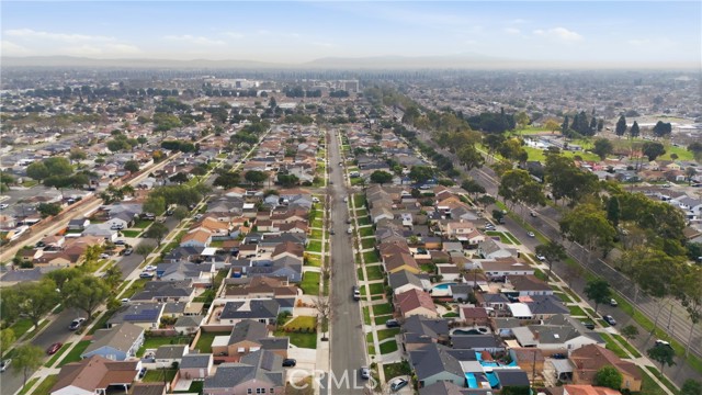 Image 38 of 39 For 2917 Del Amo