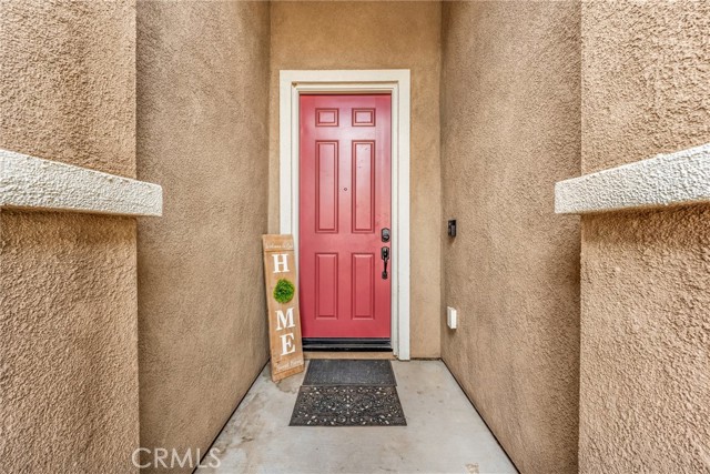 16252 Gibson Street, Victorville CA: https://media.crmls.org/medias/be0a62cb-53f7-46ec-a667-2112956cecf3.jpg