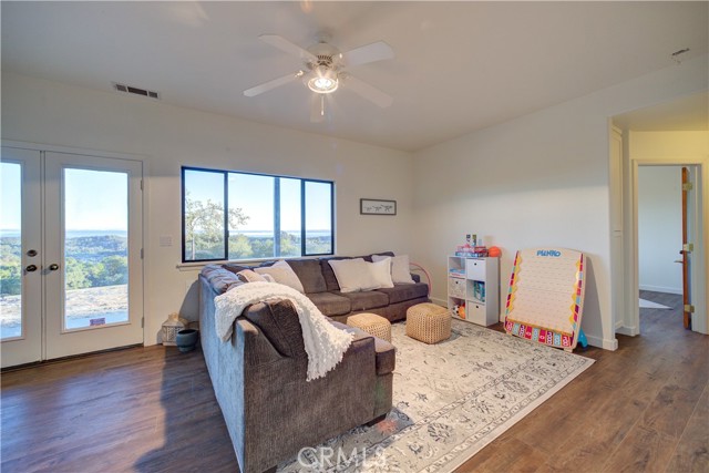 510 Obispo Pacific Trail, Arroyo Grande CA: https://media.crmls.org/medias/be0b2262-a812-4444-a9a5-327857ea08d4.jpg