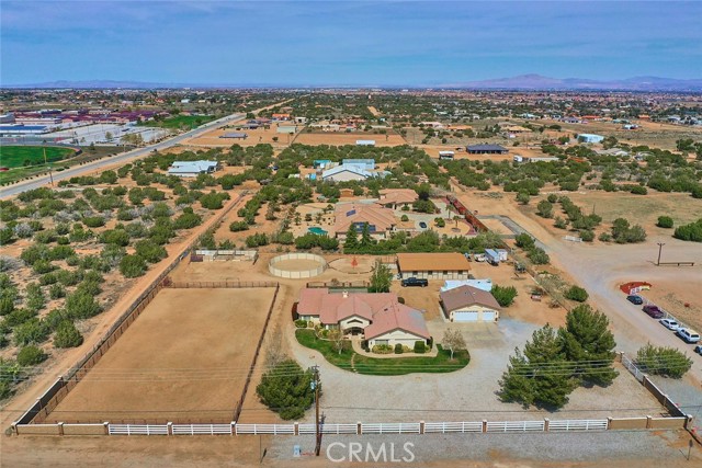 12958 Ranchero Road, Oak Hills CA: https://media.crmls.org/medias/be0bdccf-ebac-4f86-90e8-eac6783bad04.jpg