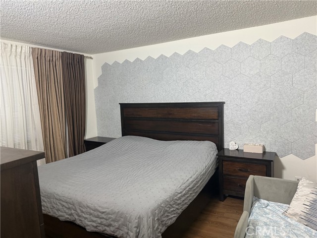 219 E Maple Street, Glendale CA: https://media.crmls.org/medias/be0bf8ba-1072-4021-a030-6685a5c0f2d1.jpg