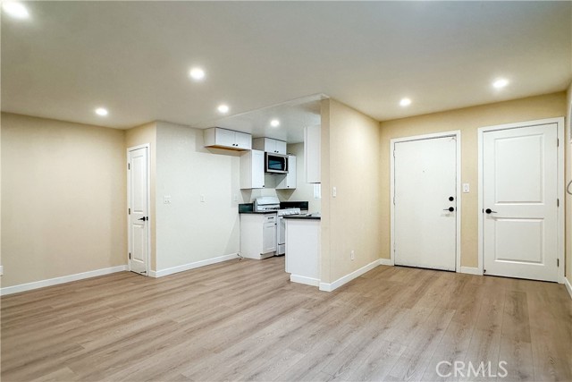 Detail Gallery Image 8 of 19 For 6911 Ben #1,  North Hollywood,  CA 91605 - 1 Beds | 1 Baths