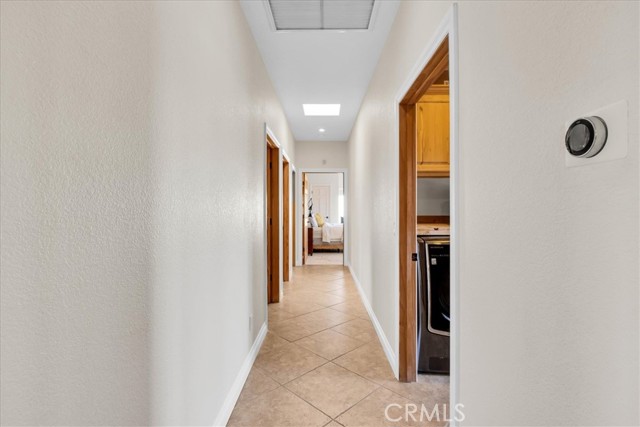 7423 Juniper Road, Joshua Tree CA: https://media.crmls.org/medias/be0d2514-5091-4a32-ac9d-b4d856f70e1d.jpg