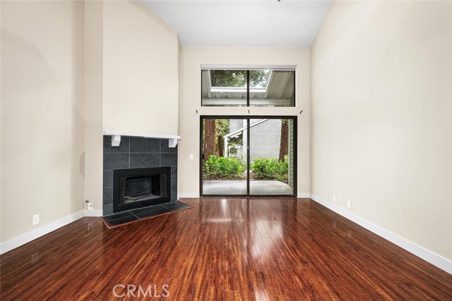 Image 11 of 38 For 700 Lake  111