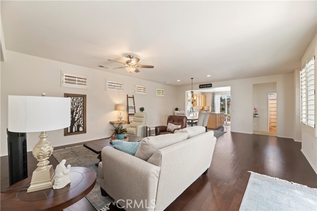 Detail Gallery Image 11 of 25 For 117 Paint Creek, Beaumont,  CA 92223 - 2 Beds | 2 Baths