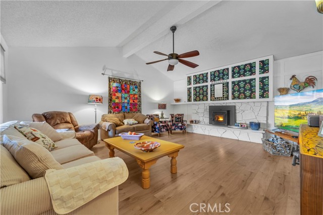 Detail Gallery Image 12 of 42 For 42815 16th, Lancaster,  CA 93534 - 4 Beds | 3 Baths