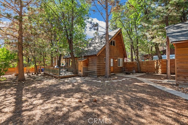 604 Spruce Lane, Sugarloaf CA: https://media.crmls.org/medias/be0de81d-d0ba-4a75-8626-176cf085ede8.jpg