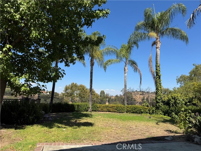 Detail Gallery Image 2 of 16 For 2278 Olivine Dr, Chino Hills,  CA 91709 - 4 Beds | 2/1 Baths