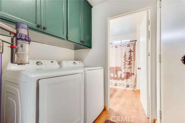 513 W Victoria Court, Lake Arrowhead CA: https://media.crmls.org/medias/be0f50e2-8ca9-4476-a9f3-ccf19b335feb.jpg