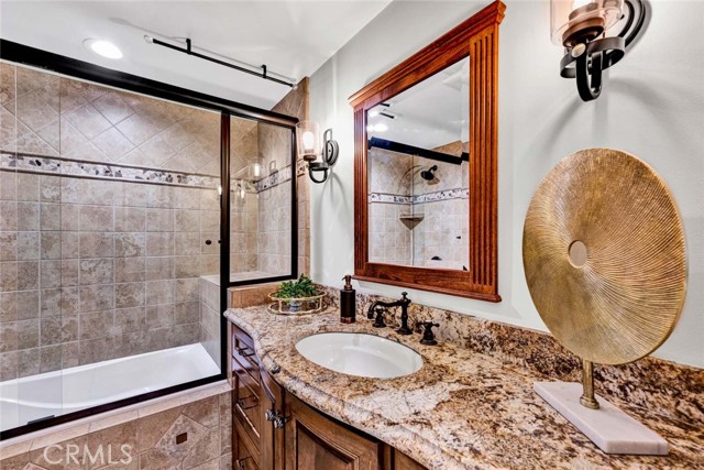 Image 15 of 32 For 17525 Sunwest Circle