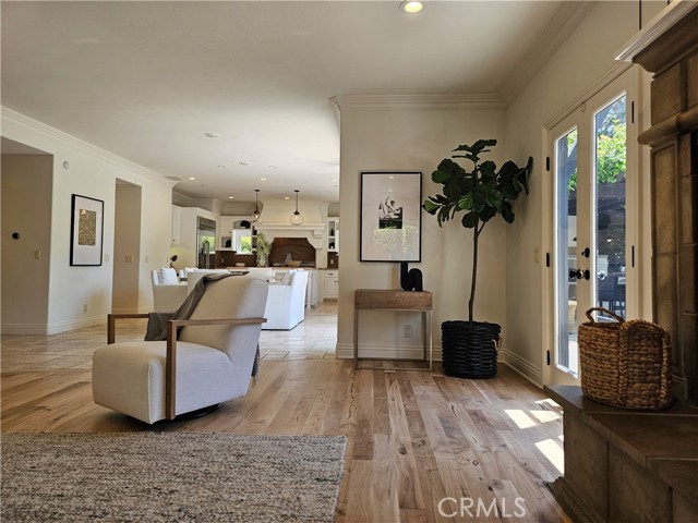 411 Snug Harbor Road, Newport Beach CA: https://media.crmls.org/medias/be108839-f14c-42dc-bf88-c39fdb235fd3.jpg
