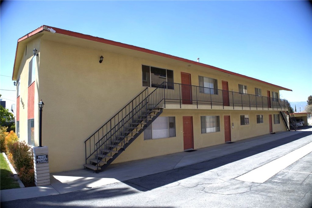 MLS #OC25076057 image #2