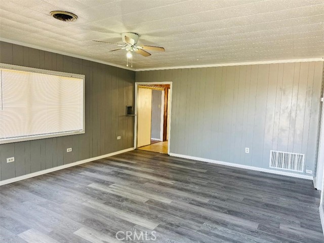 Detail Gallery Image 9 of 17 For 12013 Lee Ave, Adelanto,  CA 92301 - 3 Beds | 1 Baths