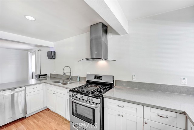 Detail Gallery Image 9 of 35 For 5025 4th Ave, Leimert Park,  CA 90043 - – Beds | – Baths