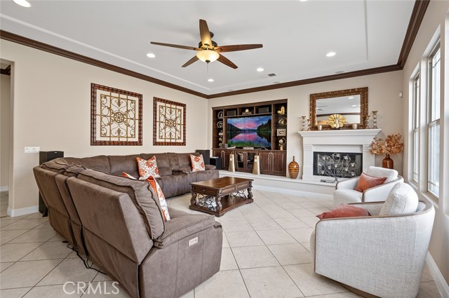 Detail Gallery Image 13 of 73 For 22453 Quiet Bay Dr, Corona,  CA 92883 - 5 Beds | 5/1 Baths