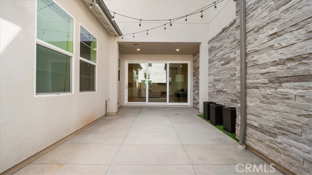 Detail Gallery Image 23 of 39 For 229 Frame, Irvine,  CA 92618 - 3 Beds | 2 Baths