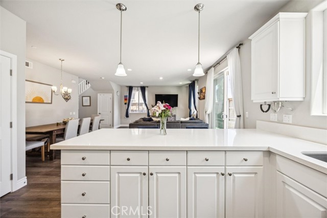 1221 Sand Dollar Drive, Grover Beach CA: https://media.crmls.org/medias/be15adf2-7e53-4a2a-a336-d27b75f96e4f.jpg
