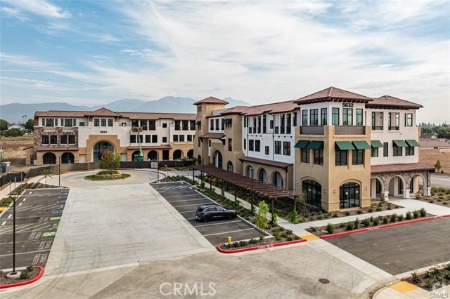 Image 2 of 6 For 5624 Philadelphia,(chino Valley Med  107,108